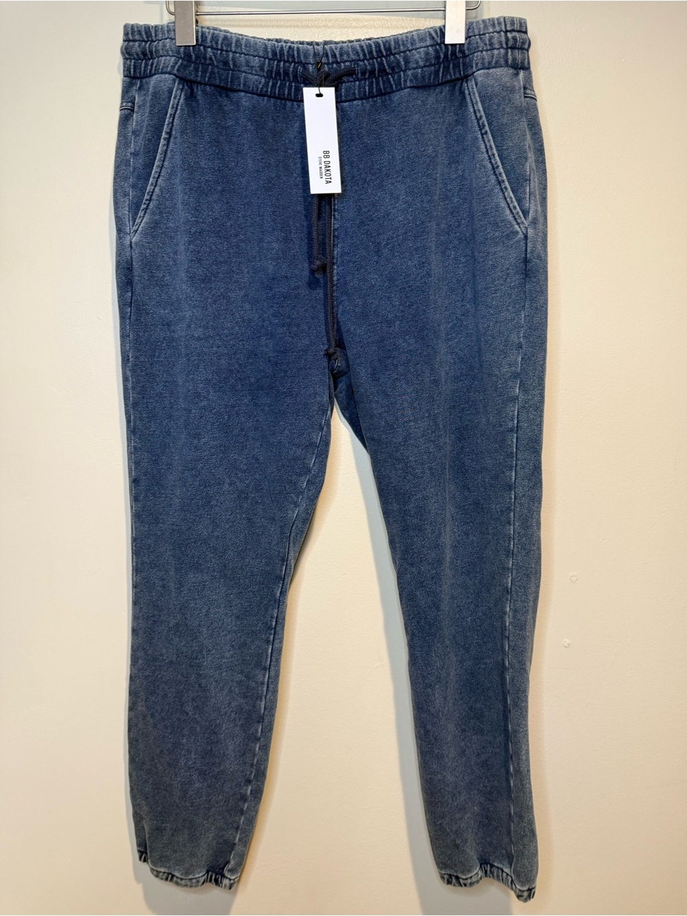 BB Dakota Steve Madden throw it back jogger pull on comfy casual